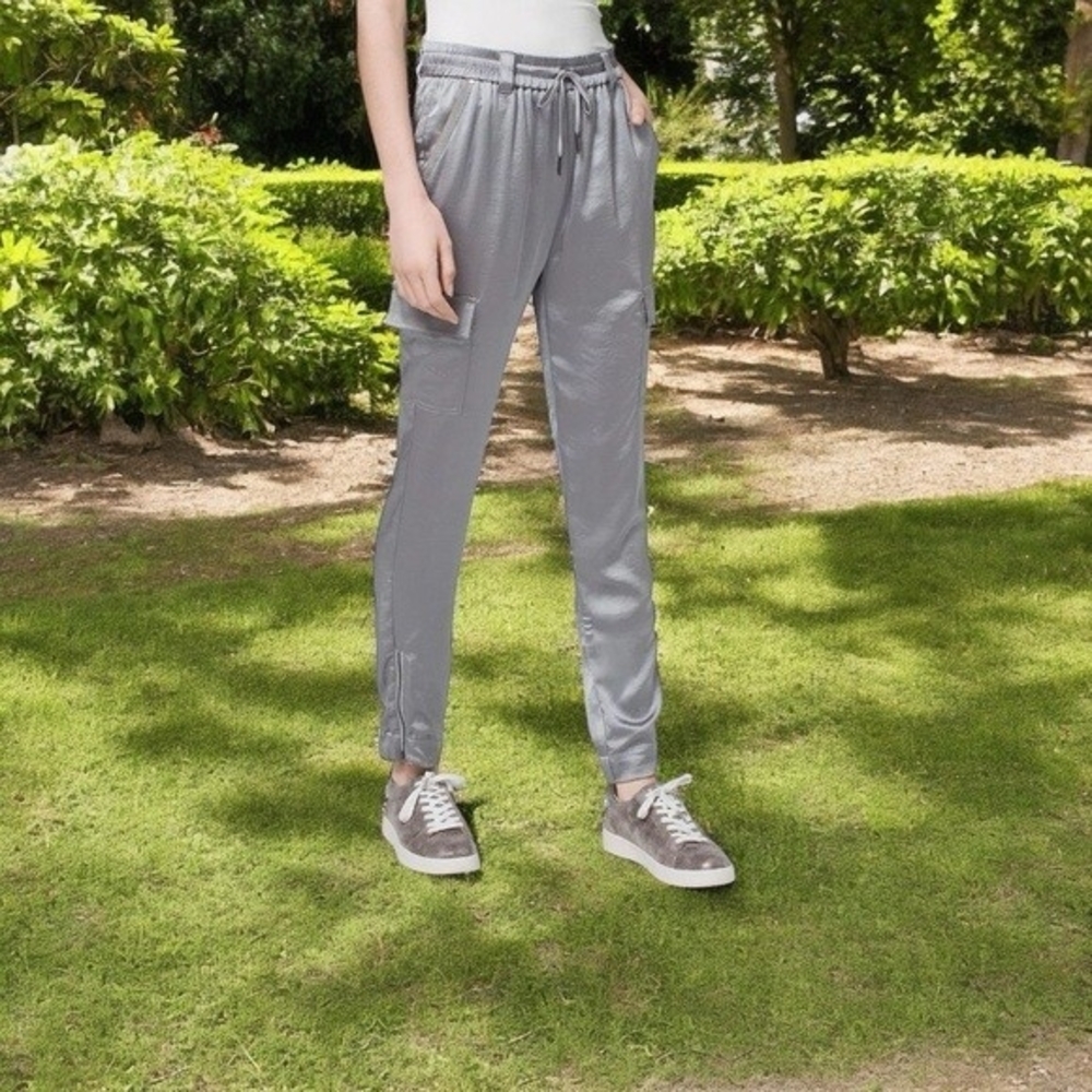 WHBM WKND Womens Silver Gray Satin Cargo Joggers 6 Athletic Pants Pockets VG